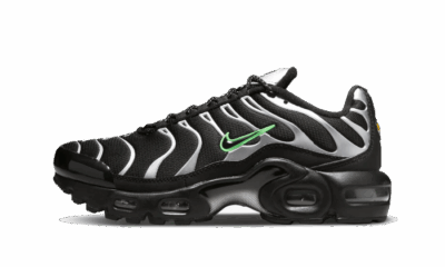 BLACK SILVER GREEN STRIKE