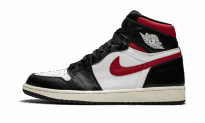 BLACK GYM RED