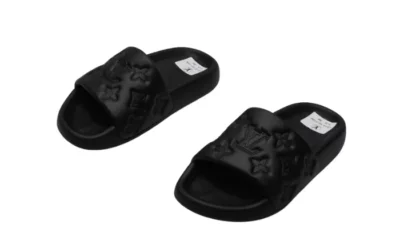 SLIPPERS