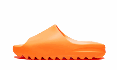 YEEZY SLIDE ENFLAME ORANGE